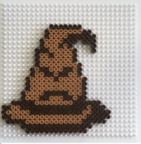 Perler Harry Potter Pattern, Melt Bead Designs, Perler Beads Ideas Harry Potter, Hp Perler Beads, Perler Bead Harry Potter Patterns, Harry Potter Beads Pattern, Peeler Beads Harry Potter, Harry Potter Melty Beads, Harry Potter Pearl Beads