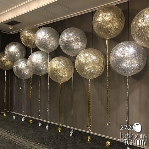 Rustic Glam Party Decor, Silver And Gold Party Decor, Gold And Silver Balloon Decor, Balloon Decorations On Wall, Silver And Gold Decorations Party Ideas, Gold And Silver Decorations Party, Silver And Gold Birthday Party Decor, Silver And Gold Party Decorations, 50 Year Anniversary Party Ideas