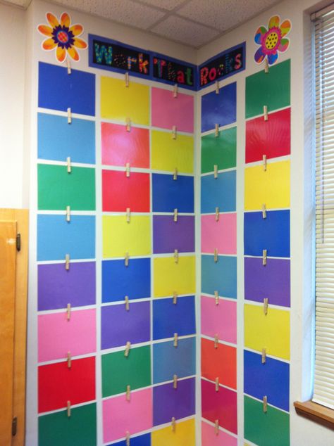 Displaying student's work - laminated pieces of construction paper and clothes pins with thumb tacks hot glued to back... Classe D'art, Preschool Classroom Decor, School Displays, Classroom Organisation, Handcrafted Gifts, New Classroom, Classroom Setup, Classroom Environment, Classroom Design