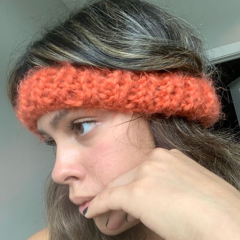 Knitted Headband Aesthetic, Knit Headband Aesthetic, Crochet Headband Aesthetic, Headband Aesthetic, Headband Knitting, Wool Headband, Knit Accessories, Knit Headband Pattern, Gloves Fashion