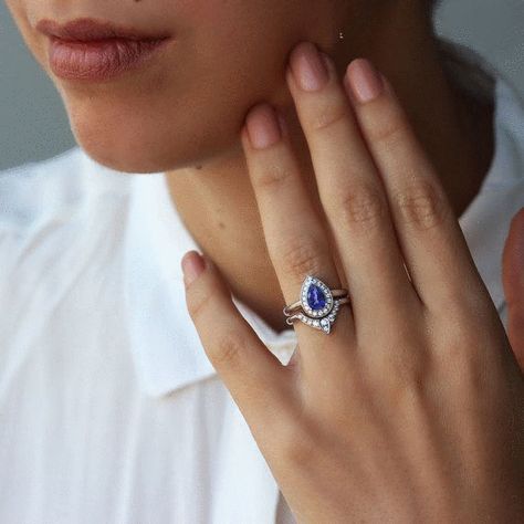 Engagement Rings Set, Tanzanite Rings, Wedding Rings Set, Cheap Diamond Rings, Tanzanite Engagement Ring, Rings Ideas, Titanium Wedding Rings, Tanzanite Diamond, Simple Engagement Rings