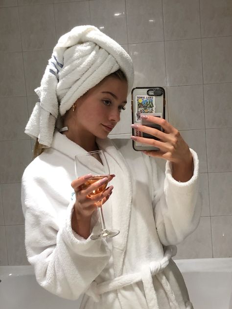 Towel Hair Aesthetic, White Towel Aesthetic, White Towel Photoshoot, Towel In Hair Aesthetic, White Bathrobe Aesthetic, Towel On Hair Photo, White Dressing Gown, Bathrobe Aesthetics, Hair Towel Aesthetic