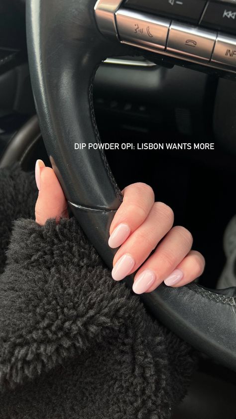 Natural Looking Dip Nails, Nails Rounded, Nail Inspo Winter, Dip Gel Nails, Aesthetic Light Pink, Nails Clean Girl, Nails Dip Powder, Nail Paint Shades, Bubble Nails