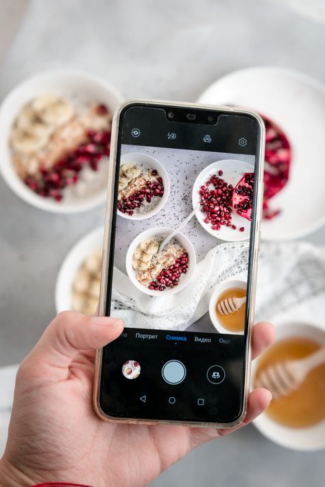 Food Photography With Phone, Food Phone Photography, Food Photography Tutorial Iphone, Food Lifestyle Photography, Food Photography Ideas, Iphone Food Photography Tips, Preparing Food Photography, How To Photograph Food With Iphone, Iphone Food Photography