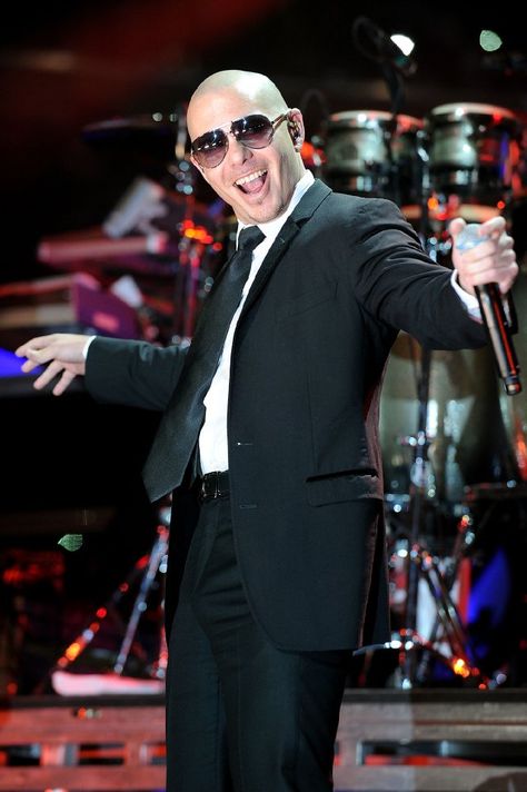 see Pitbull in concert-  #mr305 #Armando Pérez Pitbull Halloween Costumes Singer, Pitbull Mr Worldwide, Pitbull Outfits, Mr 305, Pitbull Artist, Pitbull Singer, Armando Christian Perez, Pitbull Photos, Pitbull The Singer