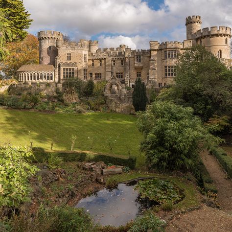 You could call spectacular Devizes Castle home for £2.5million Stone Archway, Wiltshire England, Castle Home, English Castles, English Heritage, Voyage Europe, Beautiful Castles, Water Features, Wales