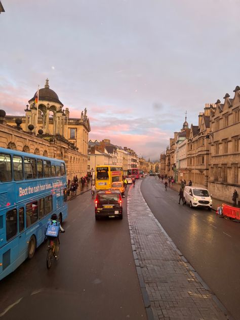 Oxford, oxford city centre, city centre, england, uk, united kingdom, town Uk Study Abroad, Oxford City Aesthetic, Oxford England Aesthetic, Study Abroad England, Oxford Aesthetic, Oxford Town, Oxford City, England Aesthetic, University Of Oxford