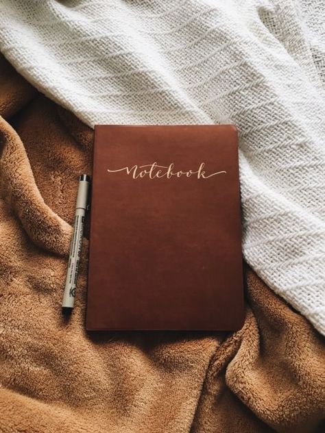 Aesthetic Notebooks, Beautiful Notebooks, Clothing Photography, Beige Aesthetic, Jolie Photo, Brown Aesthetic, Book Photography, Vintage Aesthetic, Book Aesthetic