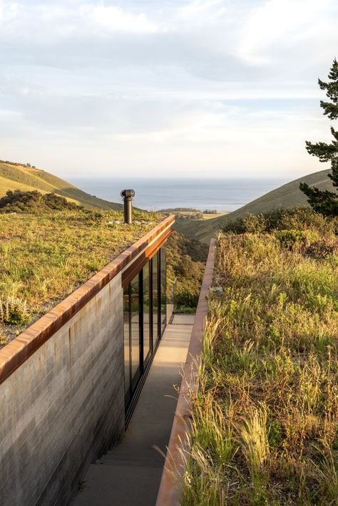 Off-Grid House | Architecture Inspiration via Anacapa Architecture. Find more that inspires us via the link. Architectural photography by Mike Kelley. Architecture, architecture photography, architecture design, architect, architectural design, minimal architecture, minimal interior, architecture design inspiration, architecture inspiration interiors, architecture inspiration concrete, interior design, interior design kitchen, interior design styles House In The Hills, Off Grid House, Central Coast California, California Ranch, Living Roofs, Modern Lighting Design, Exposed Concrete, The Local Project, Architecture Inspiration