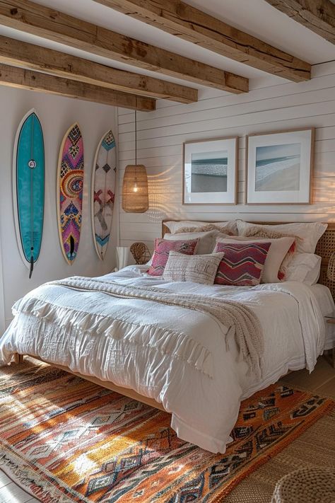 Bedroom Beach Decor, Modern Coastal Bedroom Ideas, Blue And White Bedroom, Surf Room Decor, Coastal Bedroom Ideas, 15 Aesthetic, Beach Room Decor, Beachy Bedroom, Bedroom Beach