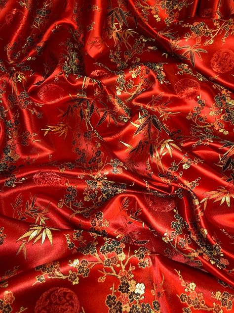 Chinese Red Aesthetic, Tela Aesthetic, Silk Aesthetic, Exotic Dramatic, Chinese Brocade, Mha Dr, Chinese Fabric, Chinese Prints, Red Drapes