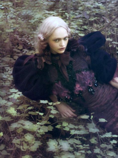 Sasha Pivovarova, John Everett Millais, Paolo Roversi, Robert Mapplethorpe, Fashion Photography Editorial, Vogue Italia, Dark Beauty, 인물 사진, Photography Inspo