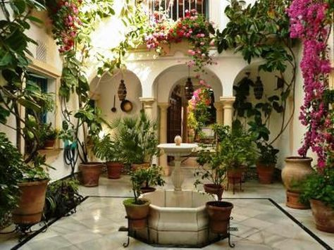 Patio de Sevilla Spanish Courtyard, Hacienda Homes, Spanish Hacienda, Hacienda Style Homes, Spanish Garden, Garden Design Layout, Spanish Style Home, Casas Coloniales, Hacienda Style