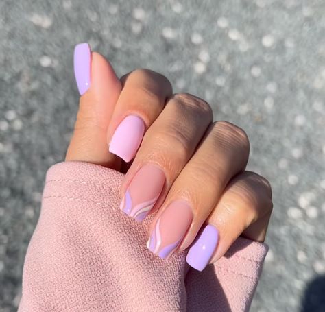 Lilac Nails Design, Lilac Nails, Purple Acrylic Nails, Spring Acrylic Nails, Simple Gel Nails, Purple Nail, Blush Nails, Short Square Acrylic Nails, Unique Acrylic Nails