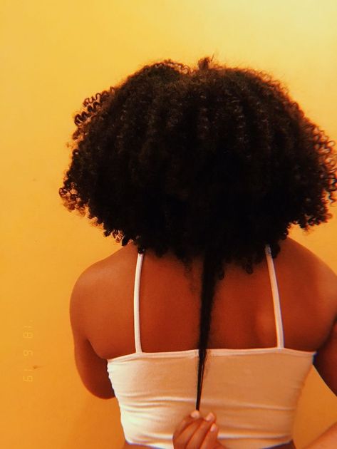 Curly Hair Growth Aesthetic, Hair Growth Asethic, Growing Hair Aesthetic, Hair Growth Vision Board Aesthetic, Vision Board Ideas Hair Care, Curly Hair Goals Natural, Natural Hair Asethic, Hair Growth Aesthetic Vision Board, Hair Growth Black Women Aesthetic