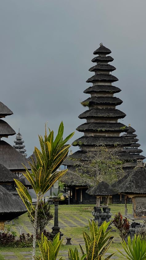 Bali Travel Aesthetic, Ubud Aesthetic, Ubud Bali Aesthetic, Bali Aesthetic Photography, Indonesian Aesthetic, Bali 2023, Bali Activities, Bali Aesthetic, Soft Board