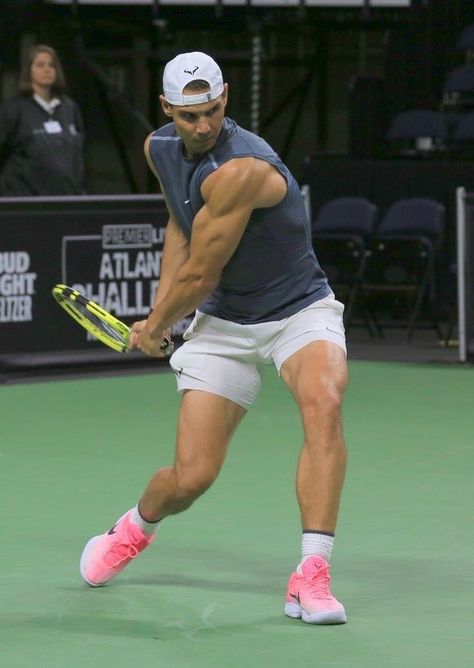 Tennis Poses, Athlete Physique, 남성 근육, Grigor Dimitrov, Tennis Techniques, Tennis Photos, Tennis Aesthetic, Tennis Quotes, Action Pose Reference