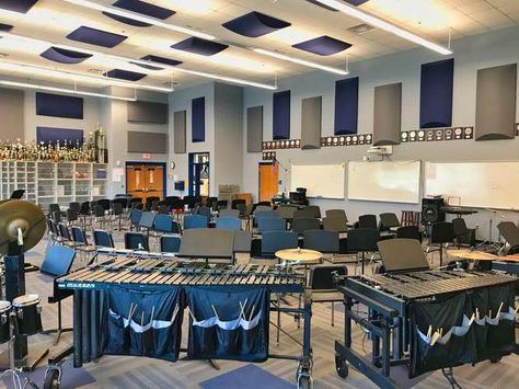 Middle School Band Room, Band Room Aesthetic School, School Music Room Aesthetic, Band Teacher Aesthetic, Band Room School, Band Director Aesthetic, Band Room Aesthetic, School Band Aesthetic, Music School Aesthetic