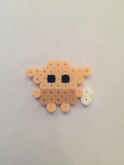 Adorable DIY bead Dobby!!! Small Round Perler Bead Patterns, Pysla Beads Ideas, Pearler Bead Christmas, Cute Pearl Bead Ideas, Iron Beads Ideas Easy, Perler Beads Ideas Disney, Pyssla Ideas Cute, Pyssla Ideas Easy, Cute Hama Bead Ideas