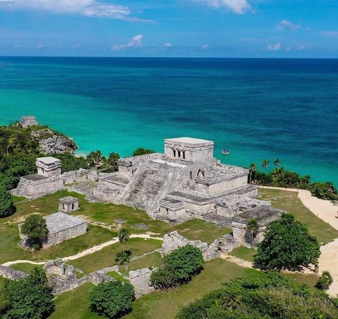 Ancient Mexico, Aztec Ruins, Tulum Ruins, Maya Art, Mexican Culture Art, Mexican Culture, Drone Photography, Ancient Art, Tulum