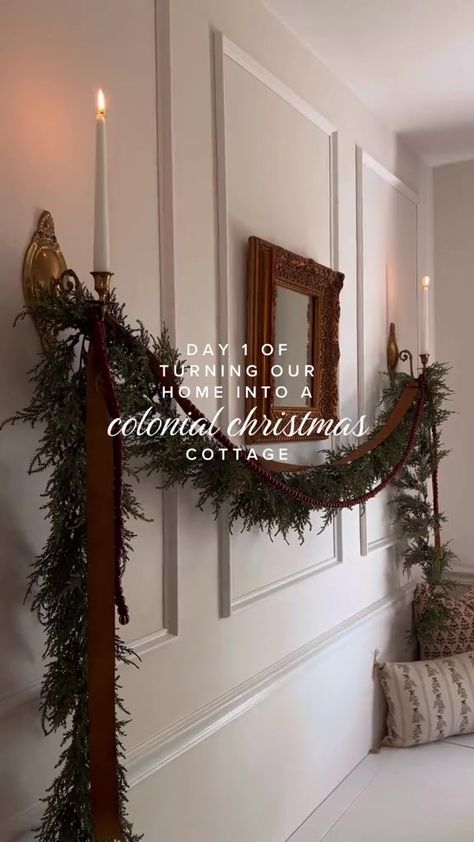 Cozy Christmas Decor, Colonial Christmas, Christmas Decor Inspiration, Classy Christmas, Cottage Christmas, Christmas Interiors, Christmas Inspo, Victorian Christmas, Merry Little Christmas