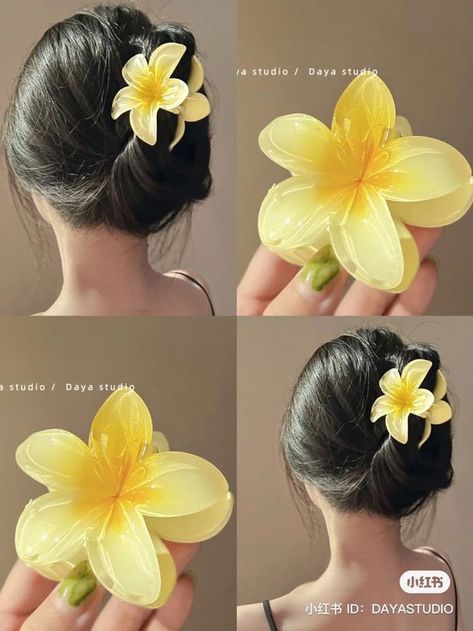 Hair Tie Accessories, Hair Accessories Collection, Clip Hairstyles, Hair Accessories Clips, Hair Stylist Life, Flower Hair Pin, Flower Clip, Flower Hair Clips, Hair Claws & Clips