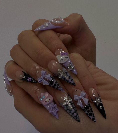 Nail Asthetic, Bling Stiletto Nails, Acrylic Nails Stiletto, 2023 Nails, Long Acrylic Nail Designs, Stylish Nails Designs, Edgy Nails, Goth Nails, Grunge Nails