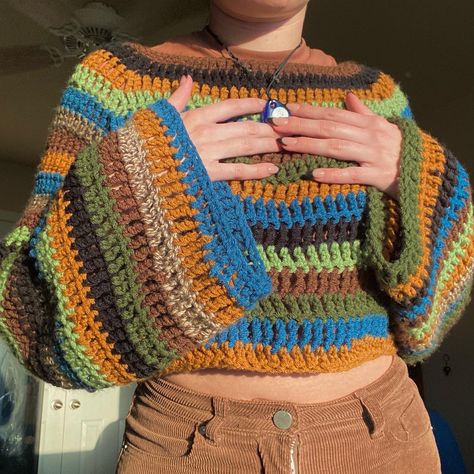 Scrap Yarn Crochet Clothes, What To Crochet With Scrap Yarn, Crochet Clothes Fall, Treble Crochet Sweater, Cute Crochet Sweater Ideas, Scrap Sweater Crochet, Crochet Striped Sweater Pattern Free, Cropped Crochet Sweater Pattern Free, Indie Crochet Ideas