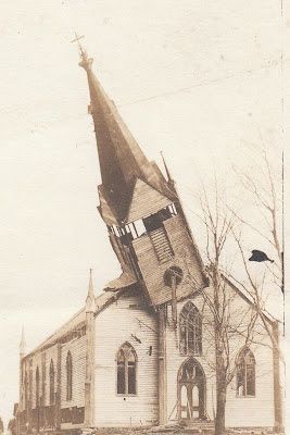 Southern Gothic Aesthetic, Old Time Religion, Abandoned Churches, Abandoned Church, Lady Macbeth, American Gothic, Old Churches, Southern Gothic, Country Church