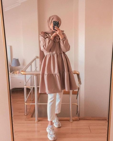 Absolutely love this Abaya 🤧😍 #niqabi #niqab #khimar #hijab #hijabi #hijabfashion #hijabstyle #hijaboutfit #hijabinspiration #muslim #muslimah #muslimahfashion #modesty #modeststyle #jilbab #fashion #islam #islamabad Review Produk, Mirror