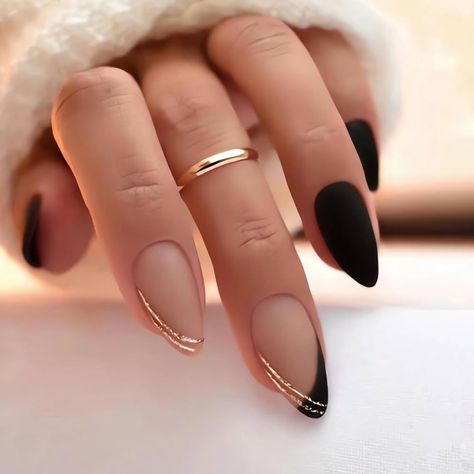 French Dip Powder Nails Almond, Trending French Nails 2024, Nails Ideas Winter 2024, Cute Nail Ideas Winter, Short French Tip Acrylic Nails Fall Colors, 2024 Almond Nails, Nail Winter 2024 Trends, Boss Lady Nails, Nude Nails Black Design