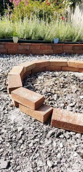 Check out this easiest way to build a fire pit for cheap in your backyard tutorial. We love this easy to do guide how to make a brick fire pit for cheap. DIY fire pit with leftover bricks for a budget friendly outdoor upgrade. Fire Pit With Bricks Diy, Fire Pit Out Of Bricks, Round Brick Fire Pit, Leftover Bricks Ideas, Easy Diy Fire Pit Ideas Cheap, Fire Pit With Bricks, Diy Brick Fire Pit, Leftover Bricks, Build A Fire Pit