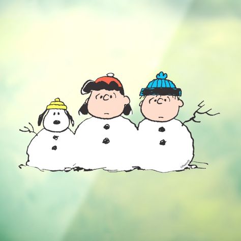 Check out this fun Peanuts design Snoopy, Lucy and Linus. Vintage Frosty The Snowman, Charlie Brown Classroom Door, Cute Christmas Sketches, Christmas Window Paintings, Winter Snoopy, Snoopy Xmas, Winter Widgets, Linus Peanuts, Winter Rocks