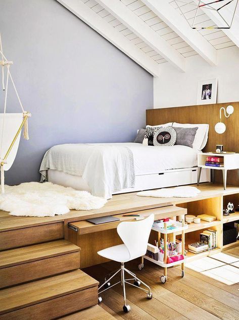 12 Teen Bedroom Ideas So Good You'll Want to Steal Them for Yourself #amazingbedroomideas #bedroomsforgirls Reka Bentuk Bilik Tidur, Teen Bedroom Ideas, Kid Bedroom, Teenage Room, Attic Bedroom, Small Room Design, Teenage Bedroom, Teen Bedroom Decor, Room Design Bedroom