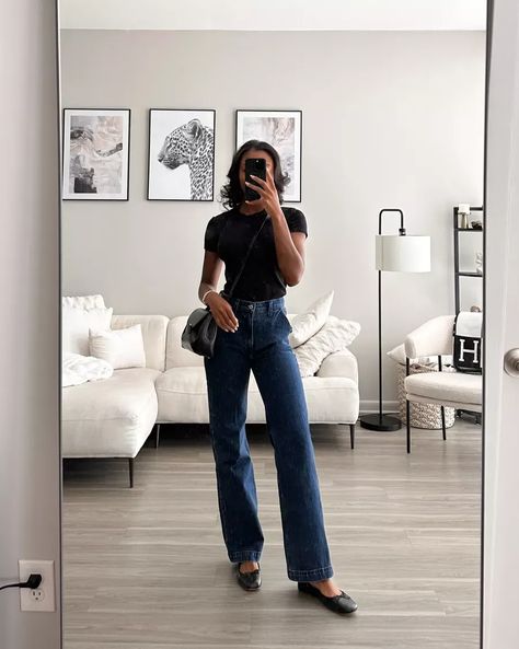 Black Flats Outfit Aesthetic, How To Style Black Ballet Flats, Black Ballet Flats Outfit Jeans, Black Bag Outfit Casual, Jeans Ballet Flats Outfit, Ballet Flat Outfit 2024, Black Flats Outfit Fall, Outfits With Flats And Jeans, Outfit Ideas With Flats