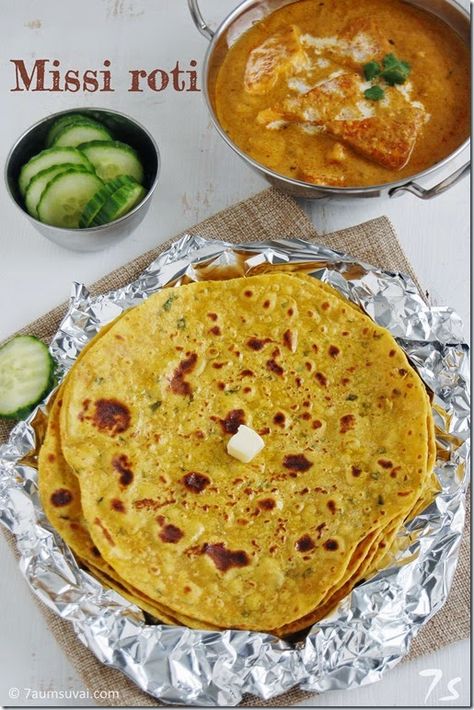 7aum Suvai: Missi roti Missi Roti, Step By Step Recipes, Indian Flat Bread, Flat Bread, Breakfast Dinner, North India, Breakfast For Dinner, South India, Flatbread