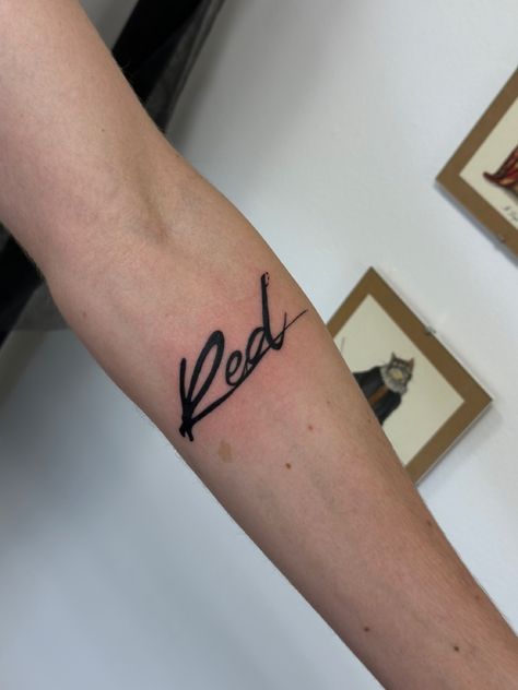 whole lotta red tattoo Playboi Carti Tattoo Ideas, Carti Tattoo Ideas, Playboi Carti Tattoo, Carti Tattoo, Kanye Tattoo, Rap Tattoo, Whole Lotta Red, Red Tattoo, Lyric Tattoos