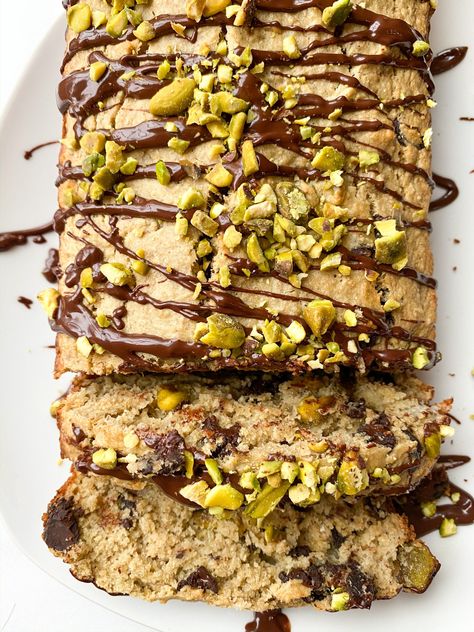 Pistachio Bread, Oat Flour Recipes, Clean Meal Prep, Apple Sauce Recipes, Moist Banana Bread, Healthy Baking Recipes, Primal Kitchen, Gluten Free Sweets, Unsweetened Applesauce