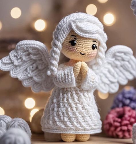 Crochet Angel Pattern, Christmas Crochet Patterns Free, Crochet Angels, Crochet Angel, Crochet Baby Shoes Pattern, Crochet Fairy, Crochet Santa, Crochet Stitches Guide, Crochet Disney