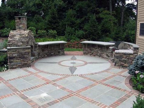 Top 50 Best Brick Patio Ideas - Home Backyard Designs Concrete Benchtop, Walkways Ideas, Patio House Ideas, Garden Concrete, Brick Border, Patio Addition, Patio Blocks, Brick Paver Patio, Dining Patio