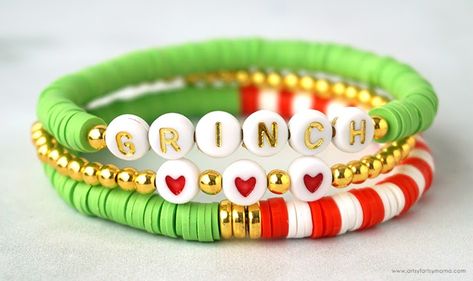 Clay Bead Bracelet Ideas Holiday, Heishi Bracelet Ideas Christmas, Grinch Clay Bead Bracelets, Grinch Bracelet Ideas, Holiday Clay Bead Bracelets, Clay Bead Bracelet Ideas Christmas, Christmas Clay Bead Bracelets, Christmas Bracelet Ideas, Christmas Jewelry Ideas