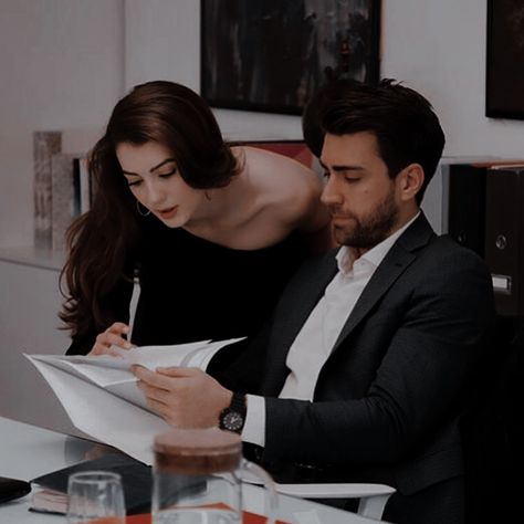 Workplace Couple Aesthetic, Business Man And Woman Aesthetic, Ceo Aesthetic Men Office, Ceo Couple Aesthetic, Corporate Couple Aesthetic, Ceo And Secretary Wattpad, Work Place Romance Aesthetic, Ceo Couples Aesthetic, Couple Office Aesthetic