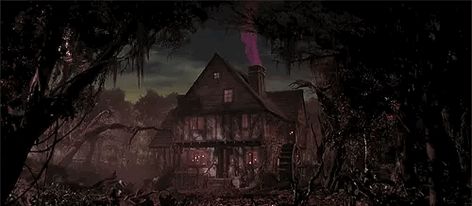 The Sanderson House from the 1993 film Hocus Pocus. According to legend the house frame was built in 1647 by the Perkins family and later abandoned. It was later converted into a grist mill in 1658 after diversion of a local stream. The witches did not arrive until 1671 living apart from the surrounding Puritan community arousing it’s suspicions. The legend grew until their hanging in 1693. Hocus Pocus House, Hocus Pocus 1993, Hocus Pocus Movie, Witches House, Hocus Pocus Party, Hocus Pocus Witches, Best Halloween Movies, Halloween Hocus Pocus, Yennefer Of Vengerberg