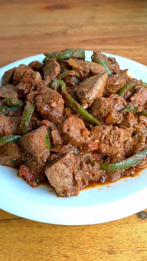 Cooking Liver, Teachers Dress, African Meals, Fried Liver, Kenyan Food, African Recipes Nigerian Food, Sandwhich Recipes, How To Cook Liver, Liver Recipes