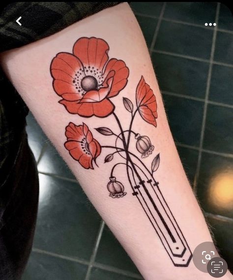 Poppy Art Nouveau Tattoo, Art Deco Poppy Tattoo, Art Deco Tatoos, Neo Traditional Poppy, Art Nouveau Tattoos, Art Deco Tattoos, Art Deco Tattoo Woman, Deco Tattoo, Botanical Tattoos