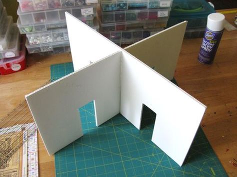 Rented Apartment, Cardboard Dollhouse, American Girl Doll House, American Girl Diy, American Girl Doll Diy, Dollhouse Tutorials, Barbie Ideas, Doll House Plans, Paper Doll House