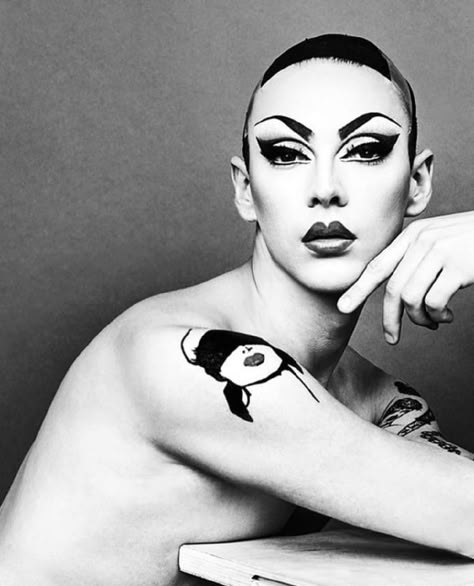 Drag Photoshoot, Drag Photography, Male Burlesque, Drag Artist, Drag Aesthetic, Drag Kings, Style Themes, Designs Aesthetic, Violet Chachki