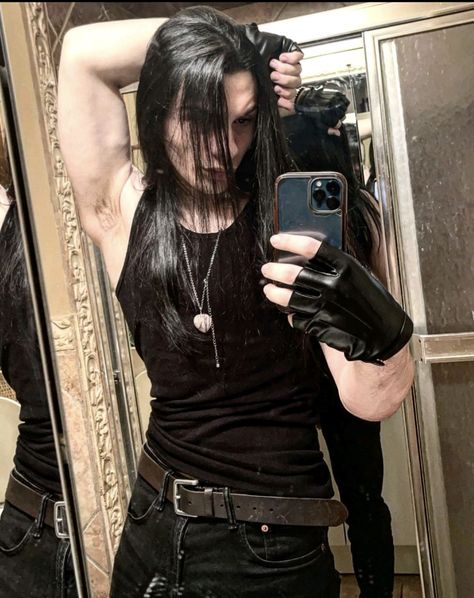 Florida Alt Fashion, Metal Head Men Long Hair, Men With Mascara, Muscular Goth Men, Long Hair Goth Guy, Goth Metalhead Guy, Buff Metalhead Guy, Buff Emo Guys, Buff Goth Men