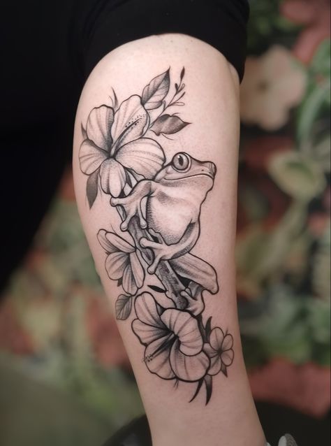 b/g climbing frog tattooed by łukasz #tattoo #tattooartist #art #realism #realistictattoo #frog #frogtattoo #smallfrog #floraltattoo #flowers #blackandgreytattoo Frog And Floral Tattoo, Frog In Flowers Tattoo, Flower And Frog Tattoo, Frog Memorial Tattoo, Tree Frog Tattoo Design, Floral Frog Tattoo, Tree Frog Tattoo For Women, Insect Flower Tattoo, Frog Sleeve Tattoo