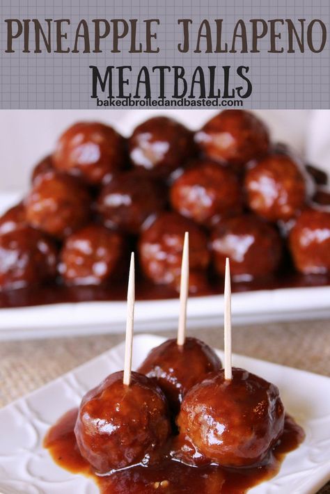 Jalapeno Meatballs, Party Food Recipes, Cocktail Meatballs, Meatball Recipes Easy, Crock Pot Meatballs, Vegetable Drinks, Dinner Appetizers, Best Appetizers, Meatball Recipes